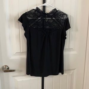 🤯MOVING SALE🤯 Black lace top
